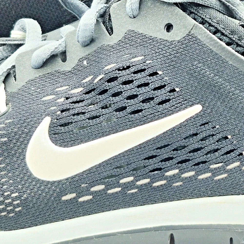 Nike Free TR Fit 4 Women's Size 6.5 Running Shoes Black White 629496-001 Trainer